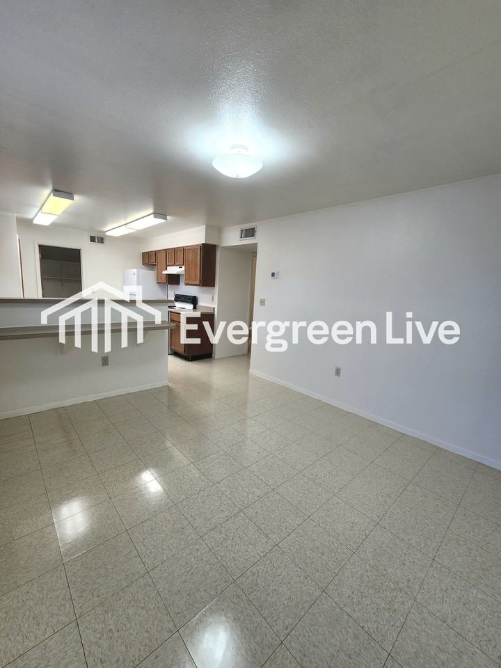4341 Lew Wallace Dr - Photo 7 of 26