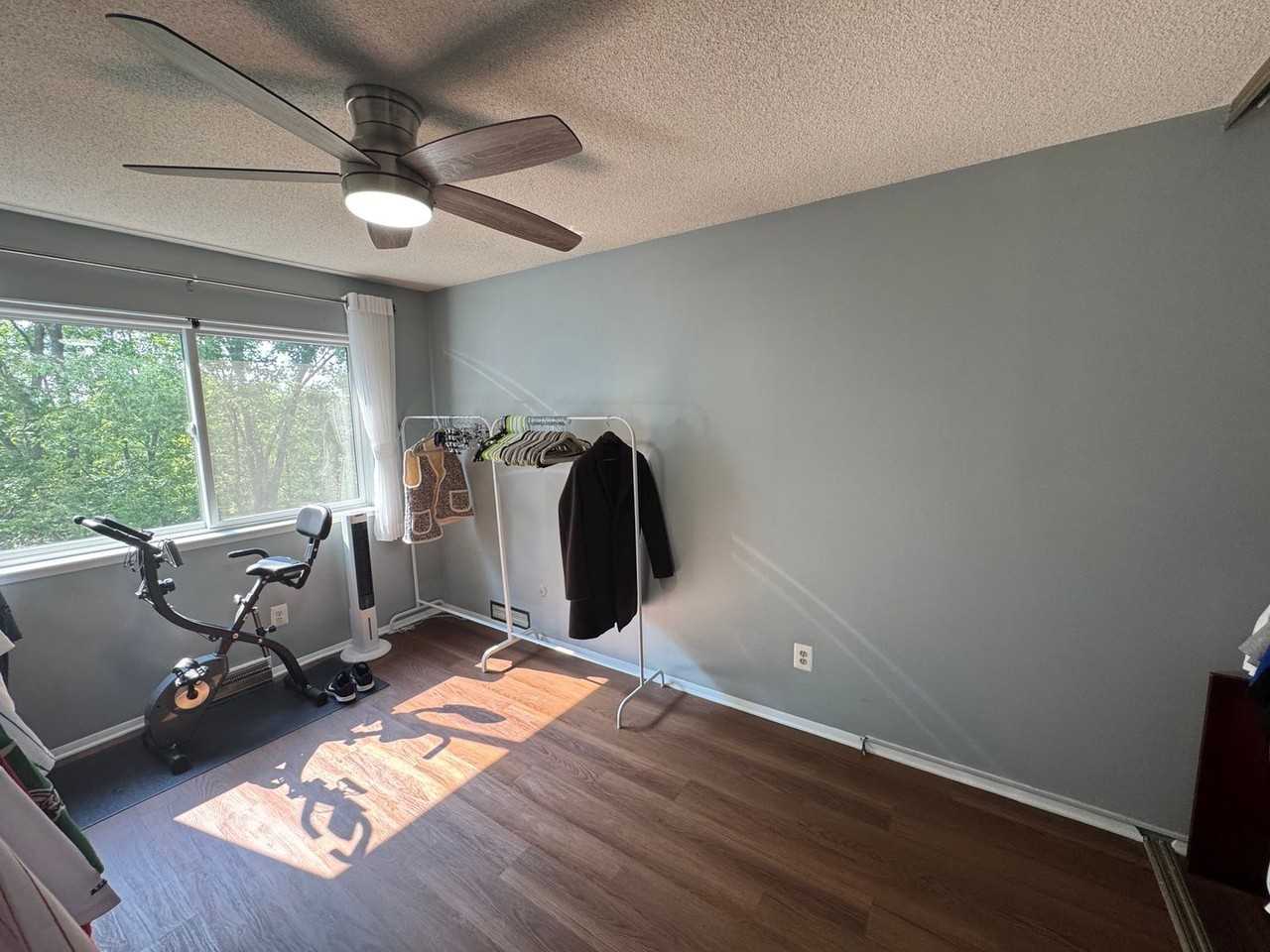604 Monroe Dr #155 - Photo 7 of 11