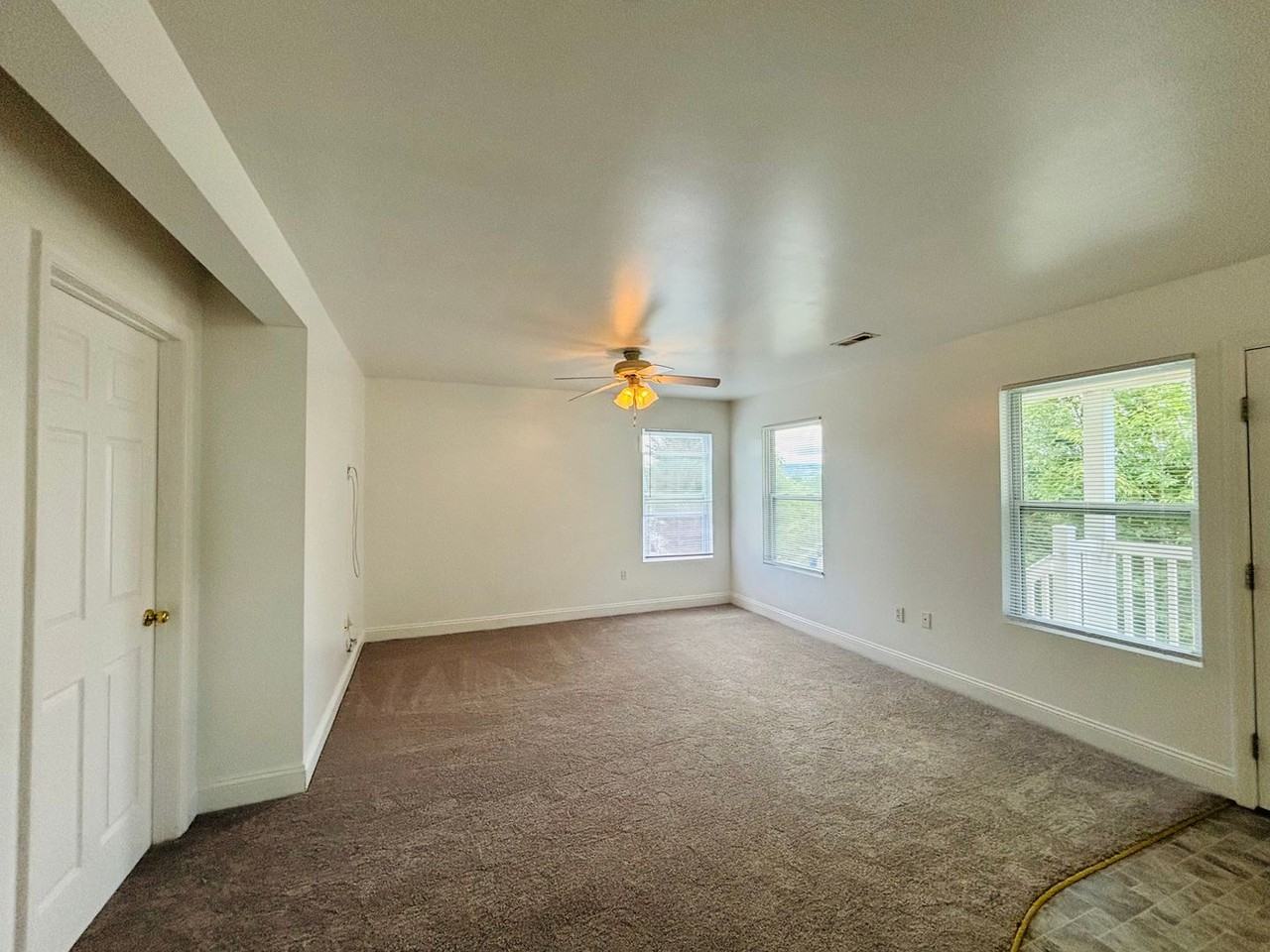 1905B Tabor Village Dr - Photo 6 of 19