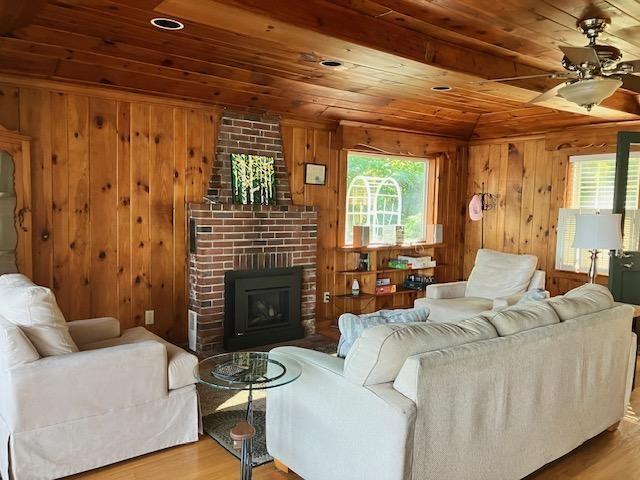 79 Meadow Rd - Photo 5 of 16