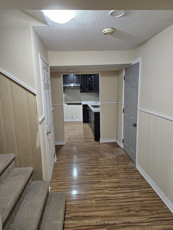 730 Sheppard Ave #BS - Photo 5 of 12