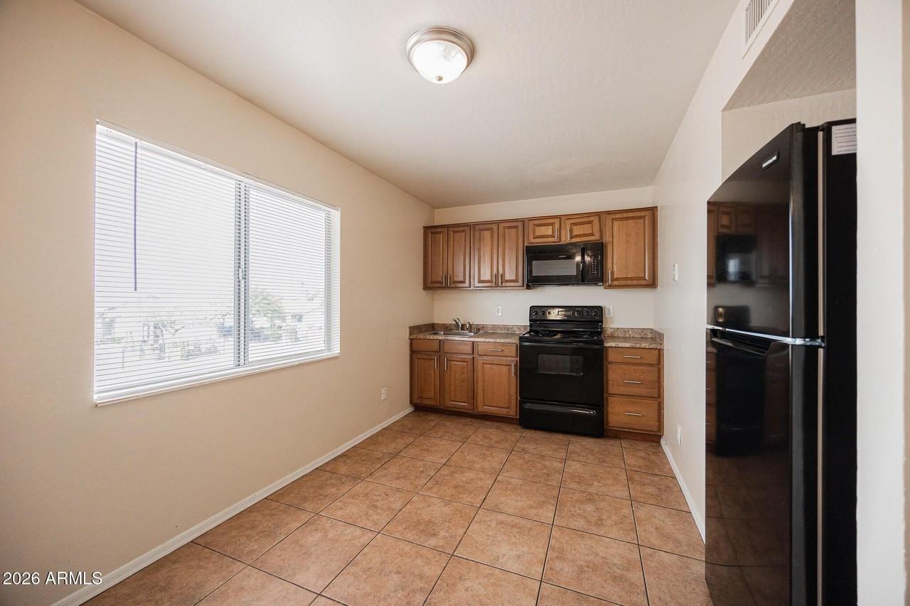 2443 E Mobile Ln #201 - Photo 7 of 14