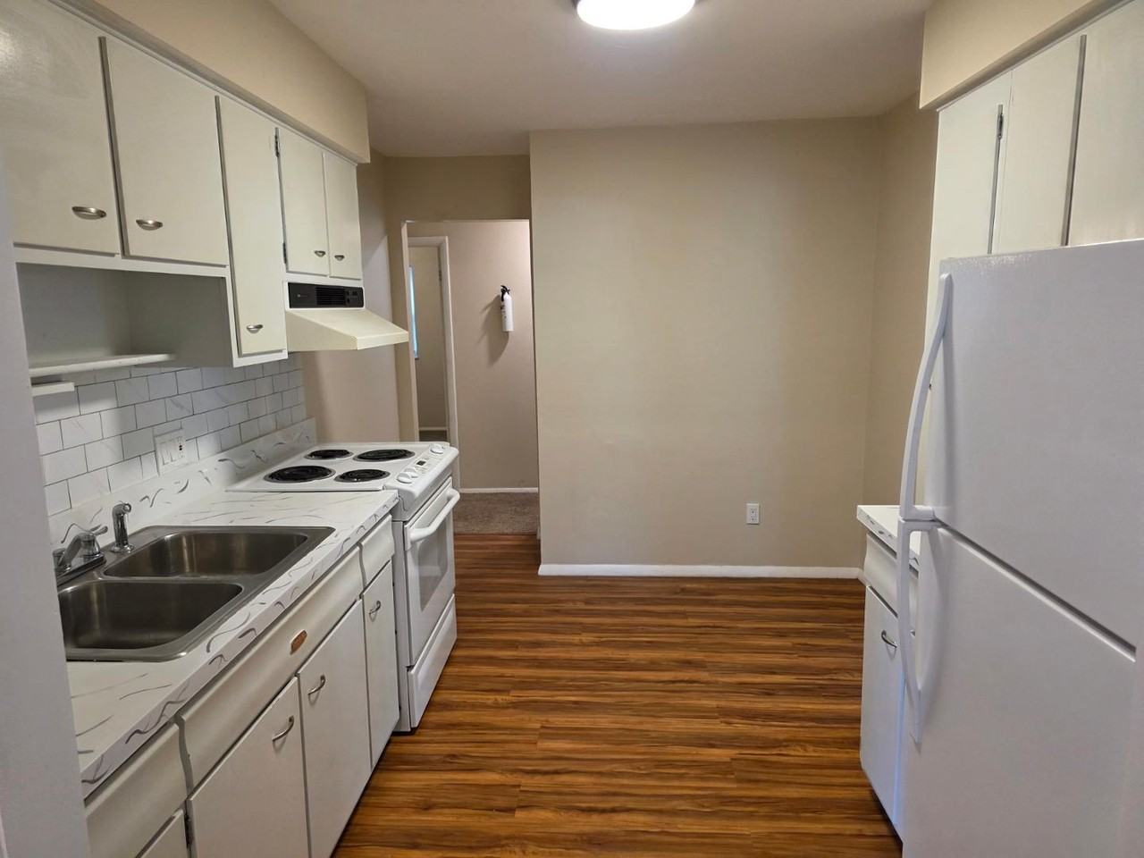 4602 Imperial Dr - Photo 3 of 17