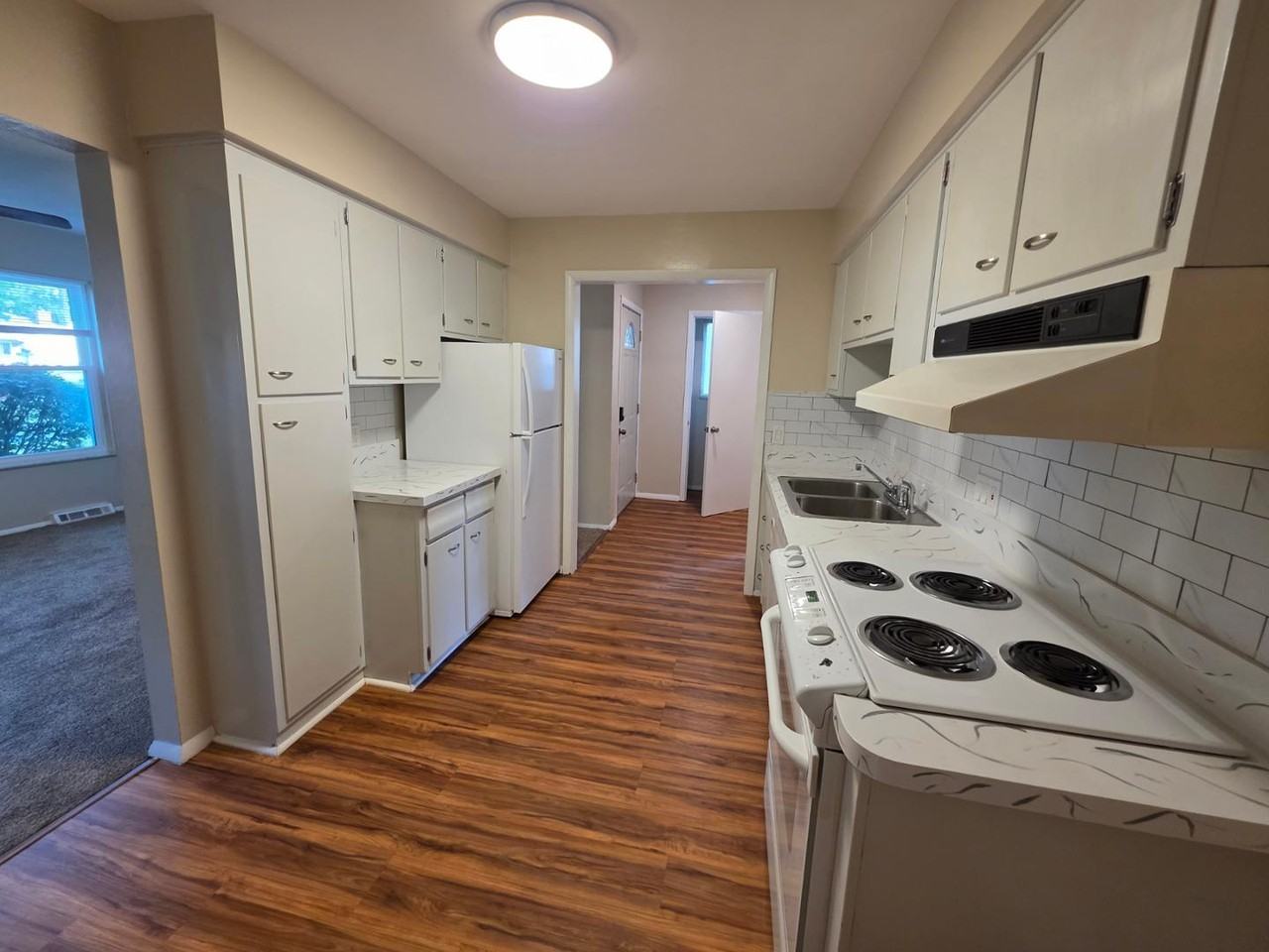 4602 Imperial Dr - Photo 6 of 17