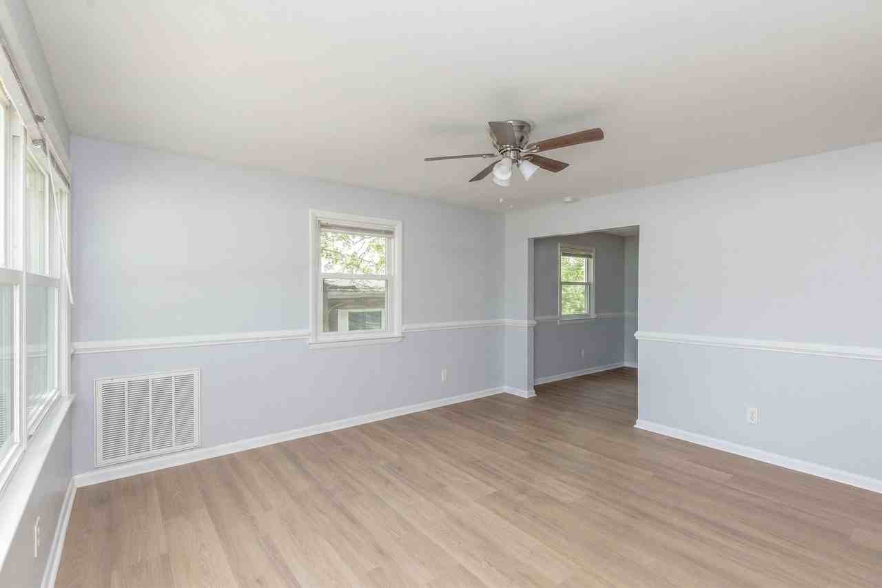 2703 Boston St - Photo 6 of 23