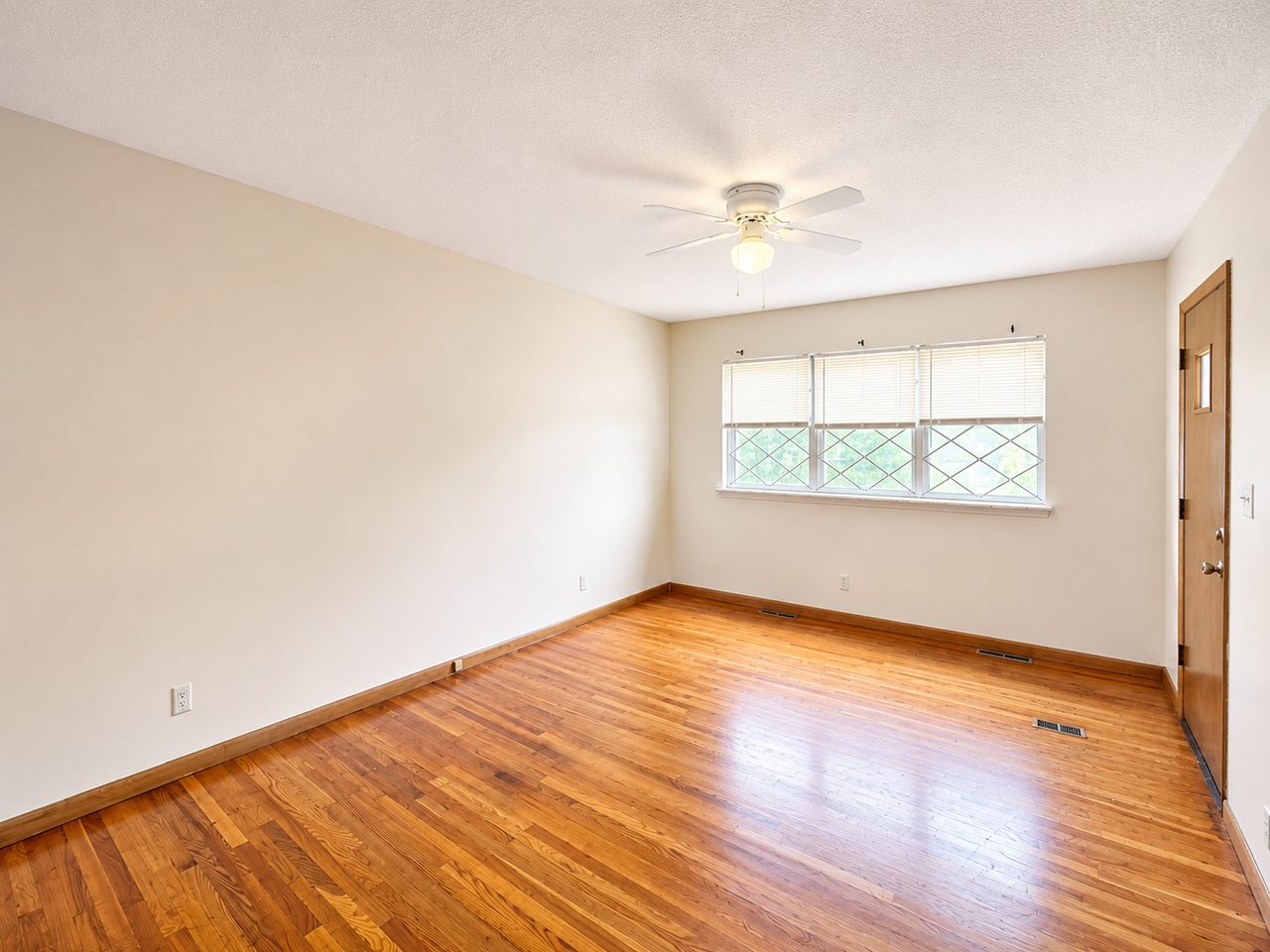 1206 N Cottage St - Photo 2 of 13