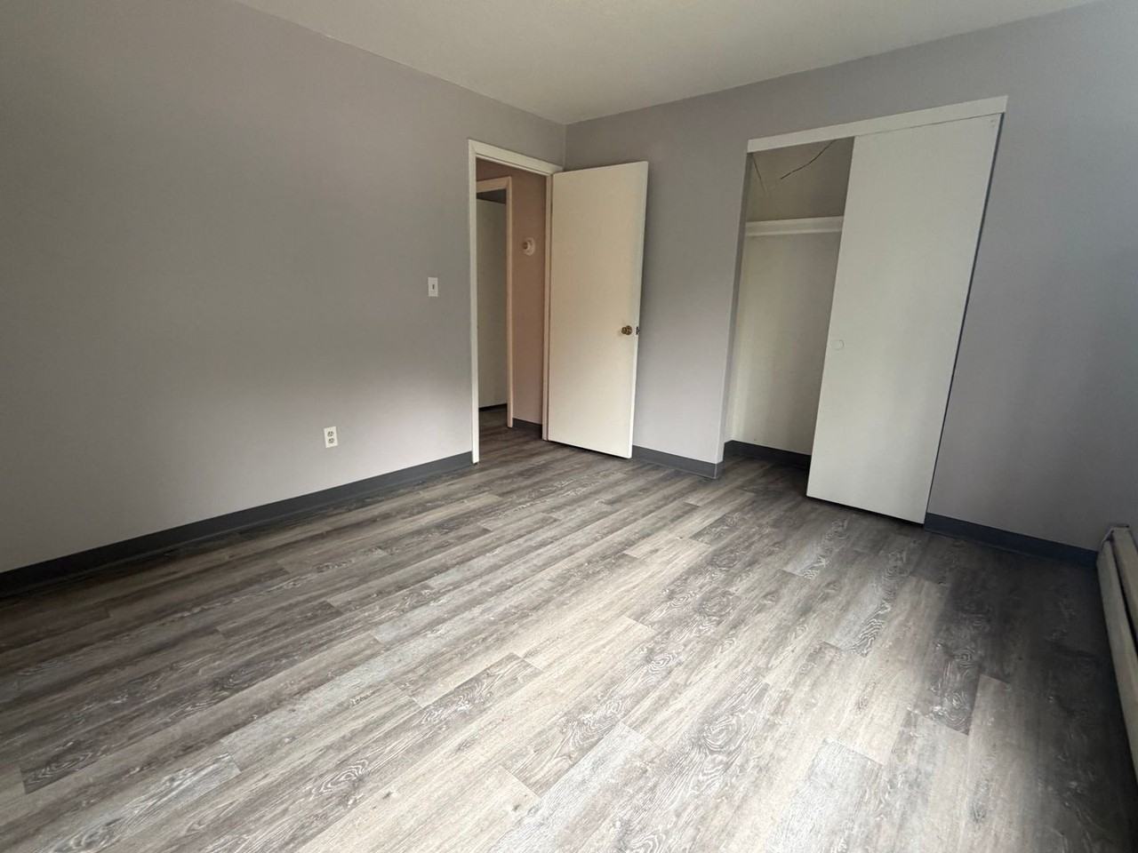 128 Mammoth Rd #21 - Photo 6 of 14