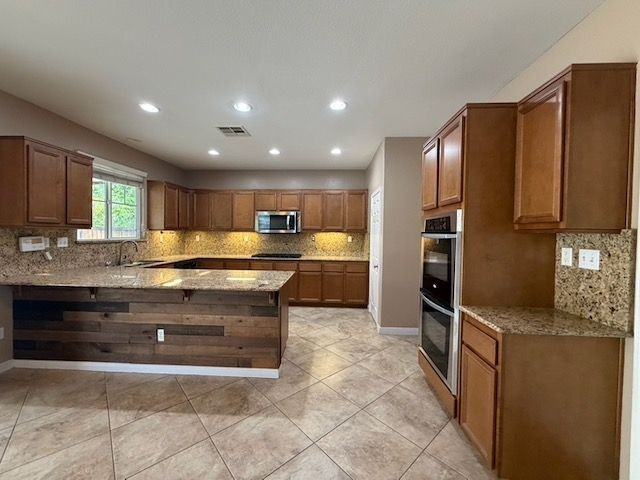 41103 Portia St - Photo 7 of 20