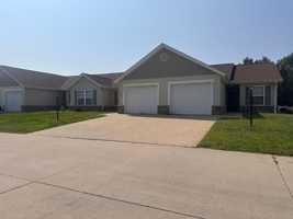 featured image of Springdale Ln