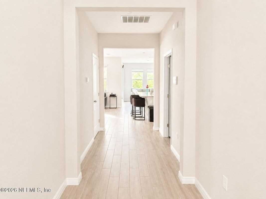3419 Islewood Ct - Photo 7 of 14