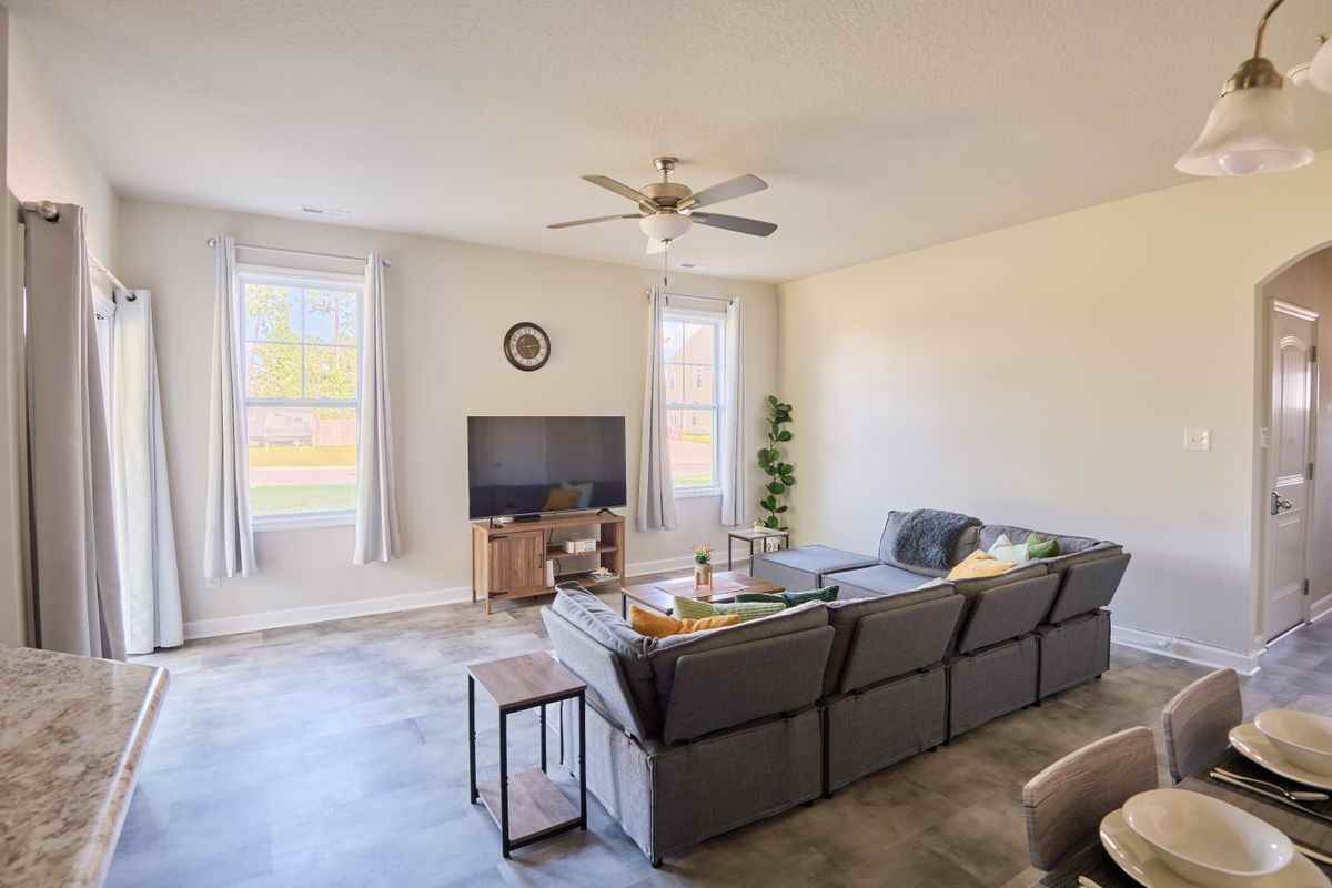 300 Otis Cove Lane - Photo 4 of 32