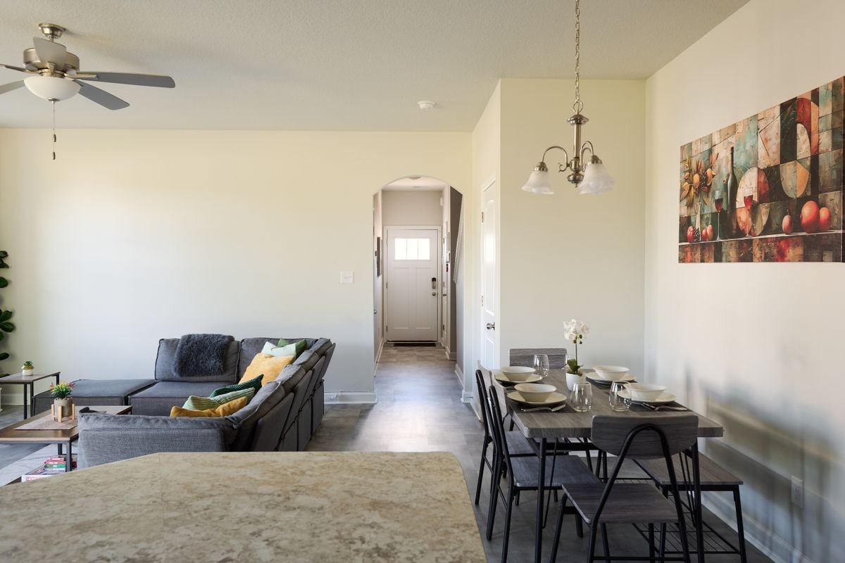 300 Otis Cove Lane - Photo 5 of 32