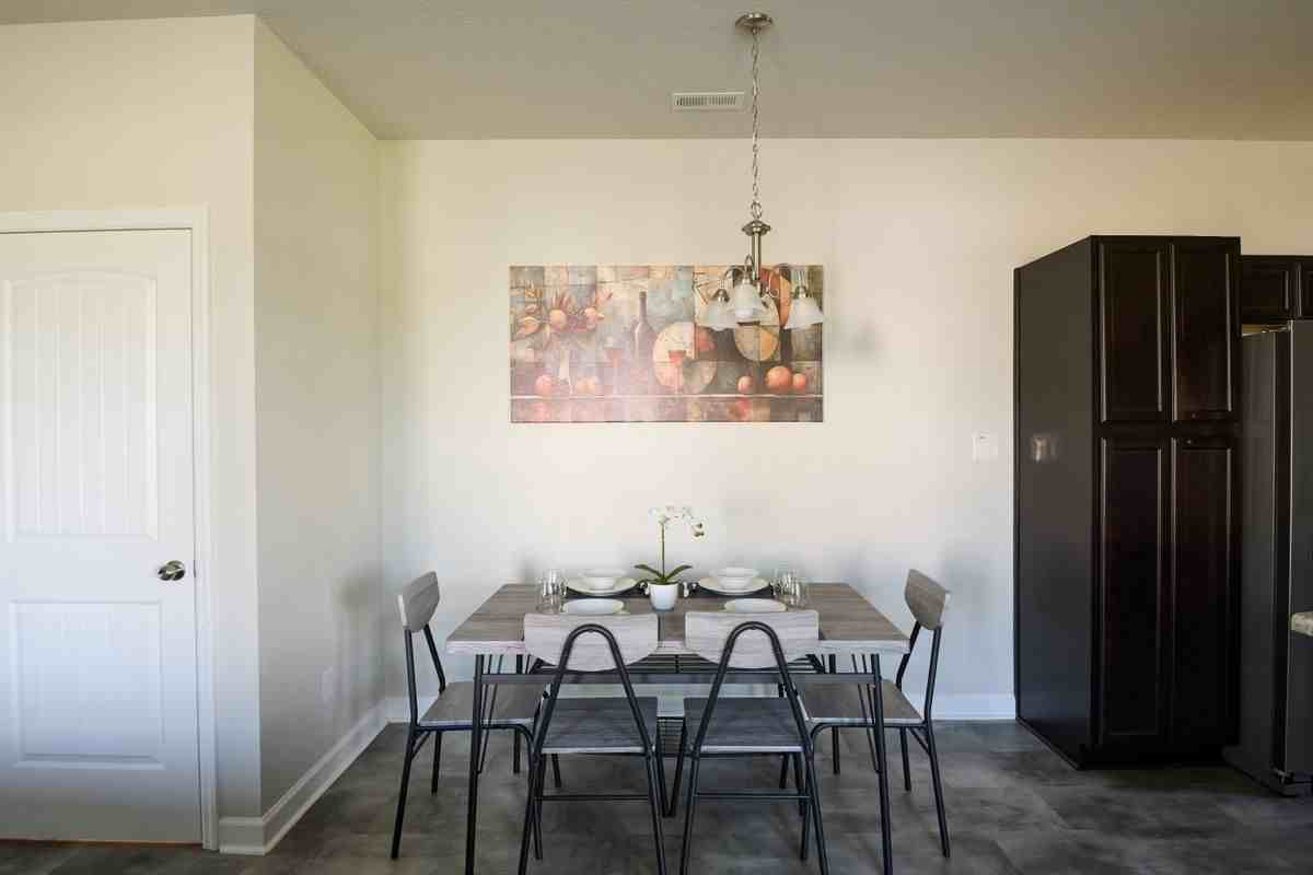 300 Otis Cove Lane - Photo 6 of 32