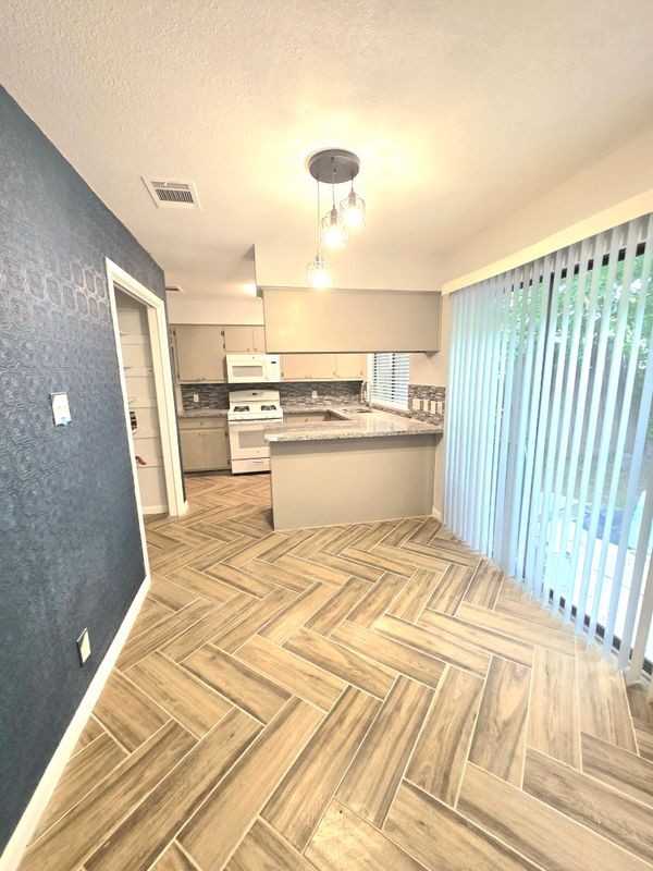 1417 Hyridge Cir - Photo 7 of 18