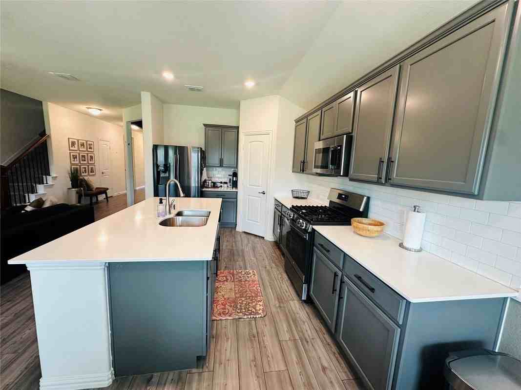 1364 Renoir Dr - Photo 5 of 27
