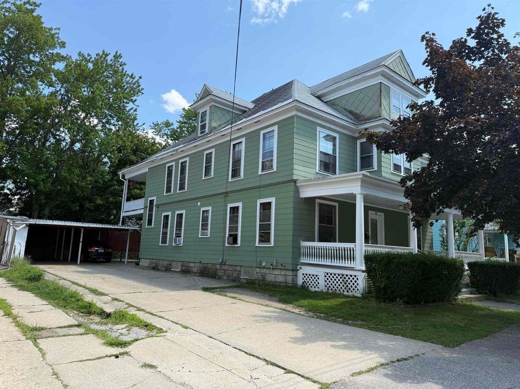 61 George St ##2 - Photo 2 of 16
