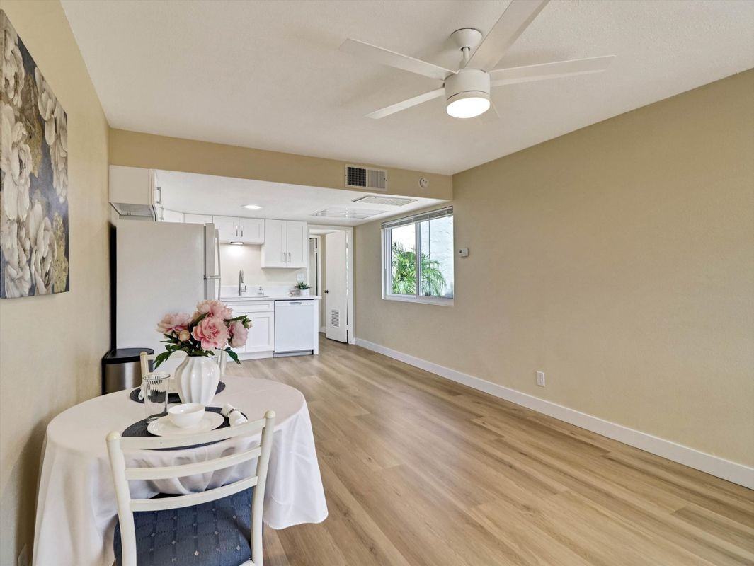 64281 Spyglass Ave ##29 - Photo 3 of 23