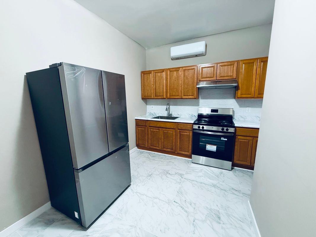2832 Marion Ave ##1 - Photo 7 of 14