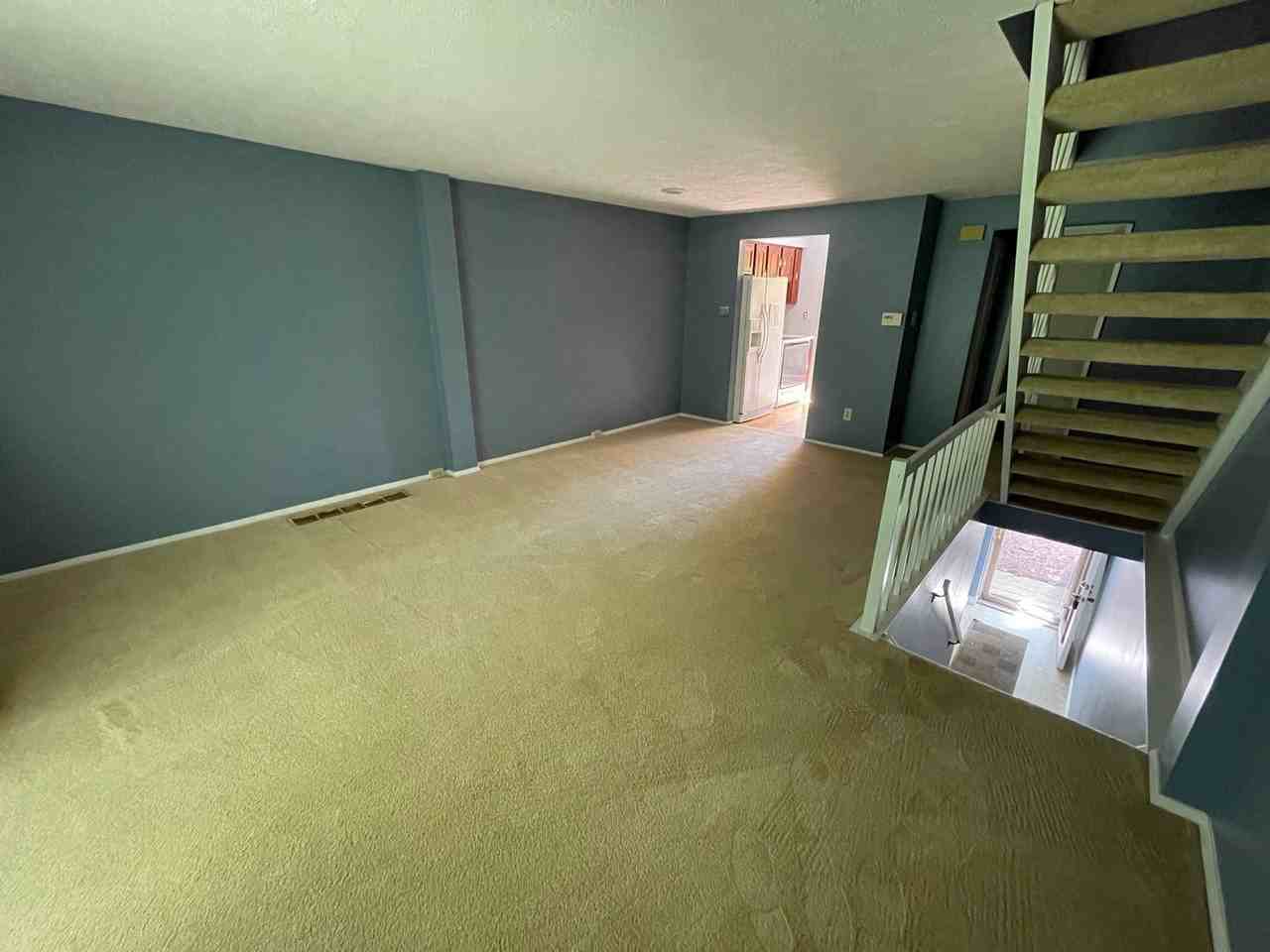 604 Arkwood Dr - Photo 4 of 19