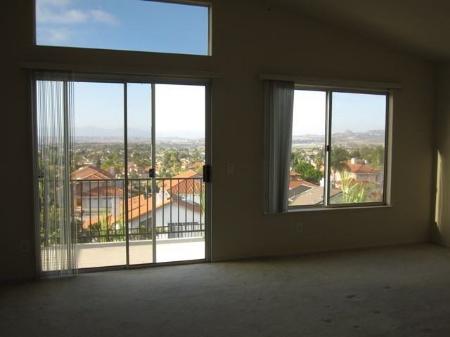 4972 Overlook Dr - Photo 2 of 24