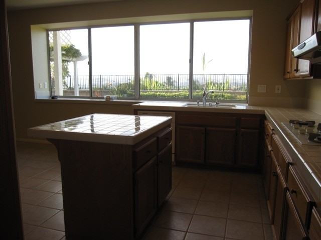 4972 Overlook Dr - Photo 6 of 24