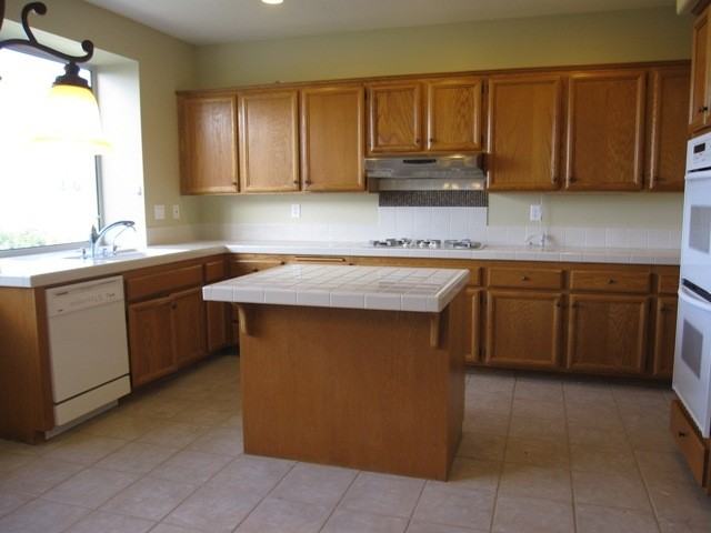 4972 Overlook Dr - Photo 7 of 24