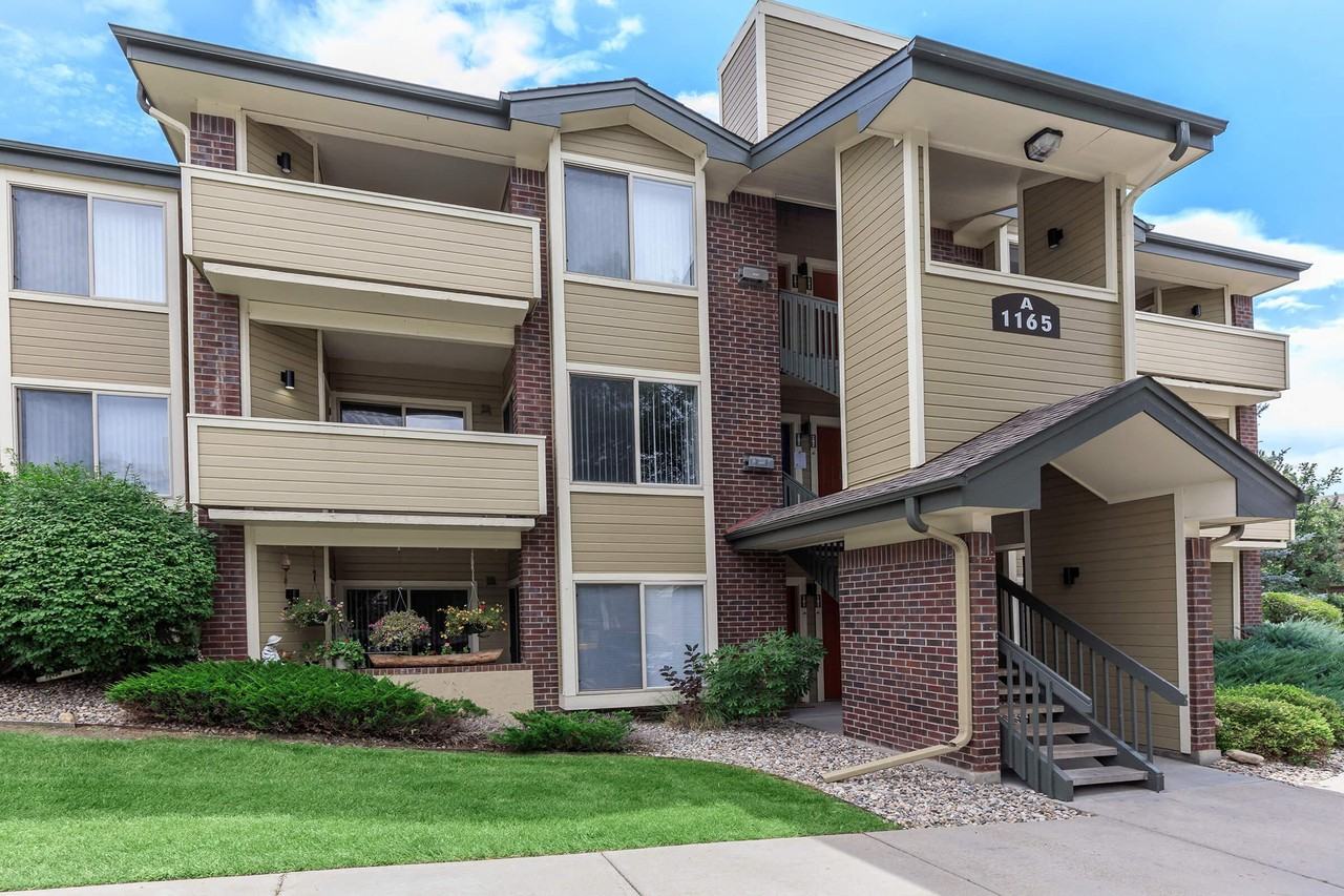 The Buttes Apartments - Photo 3 of 38