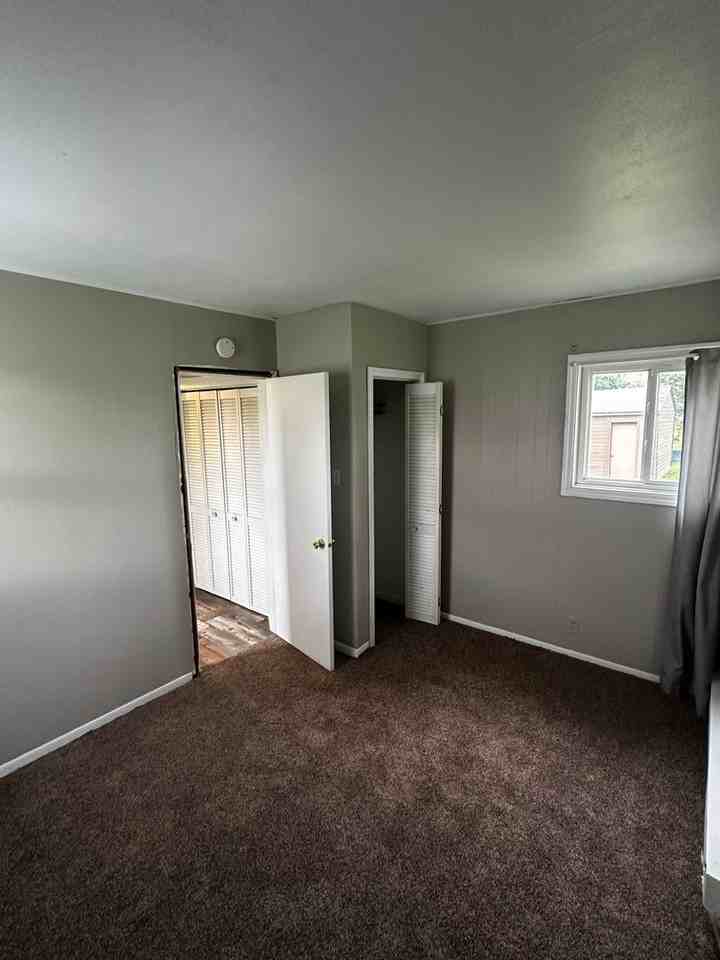 Voris St - Photo 7 of 14