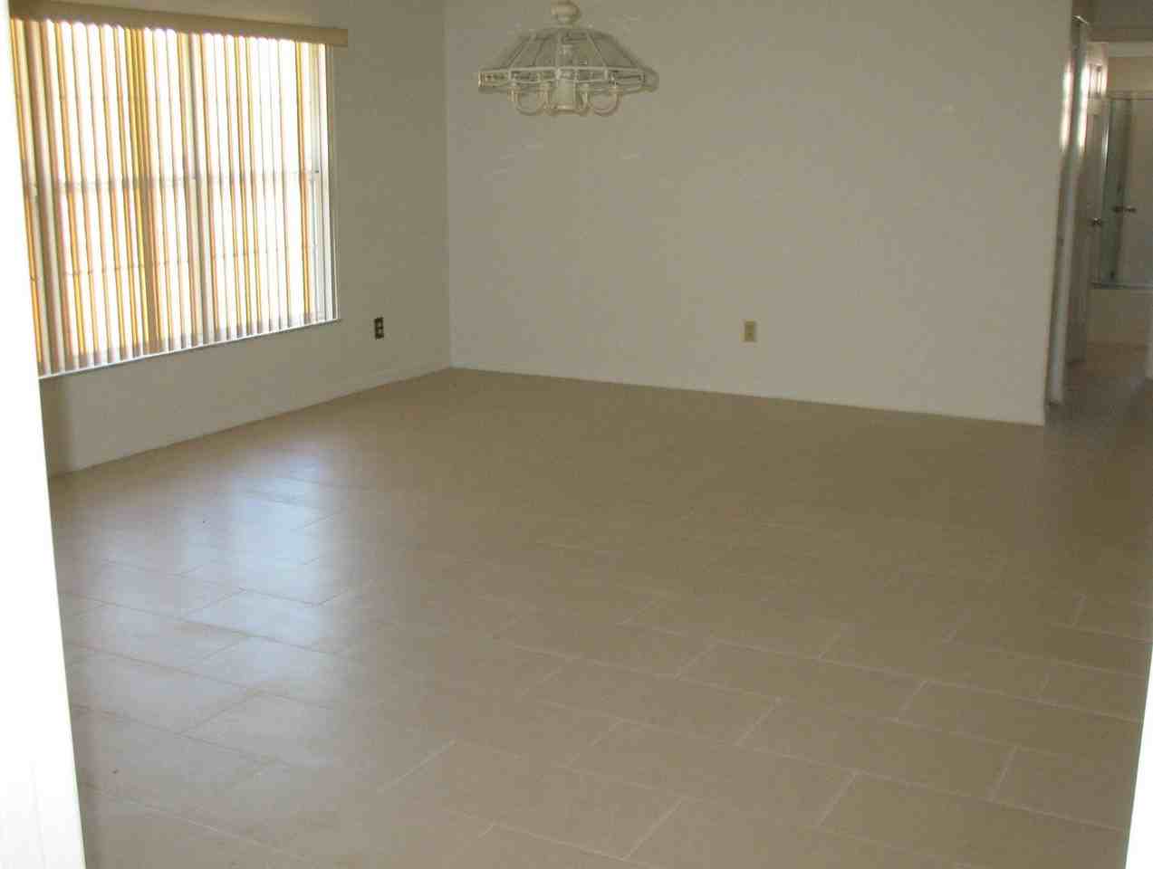 2820 Sw 165th Street Rd - Photo 4 of 6