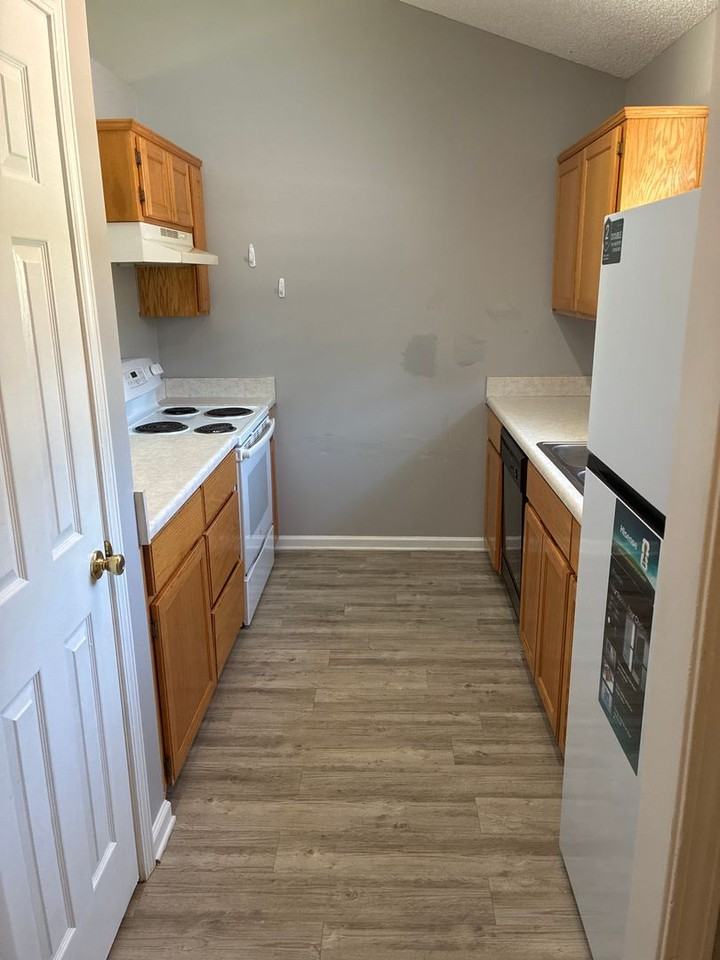 502 Madison Ave - Photo 3 of 14