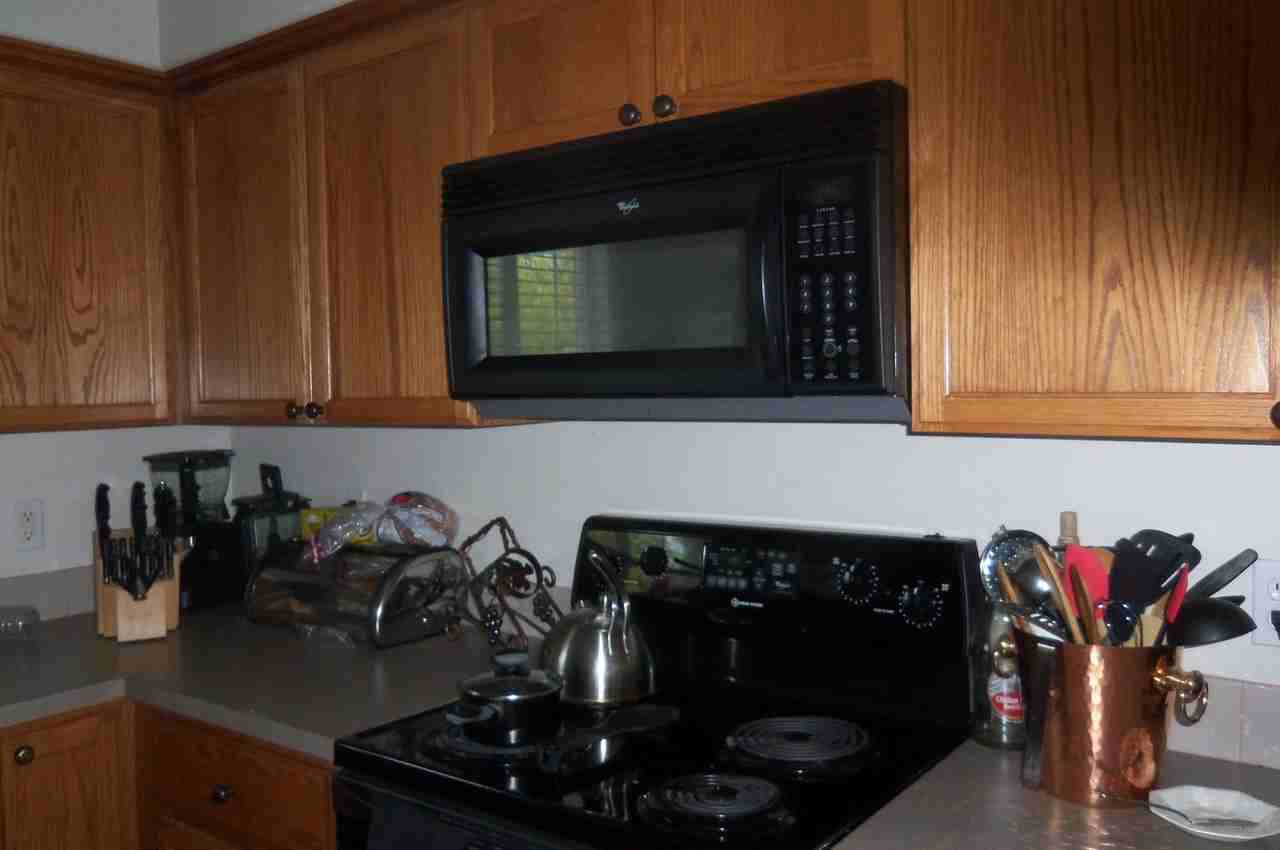 3507 Se Quayside St - Photo 5 of 9