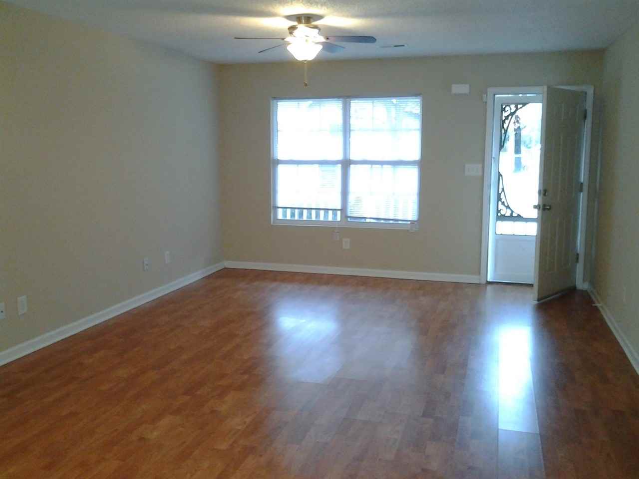 1201 Russell St - Photo 2 of 6