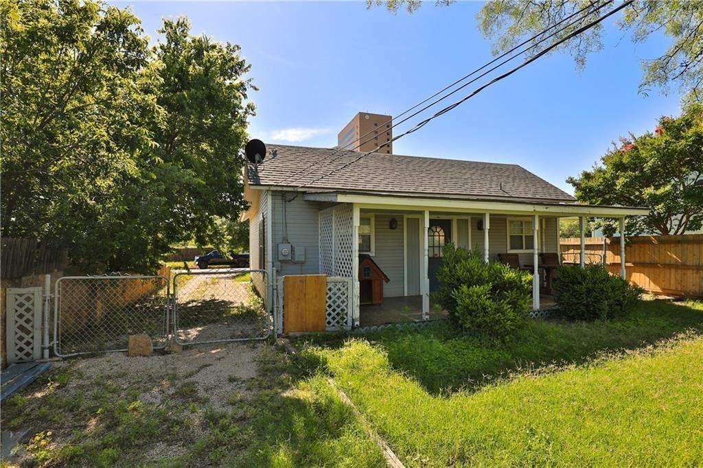 418 Elm St - Photo 2 of 26
