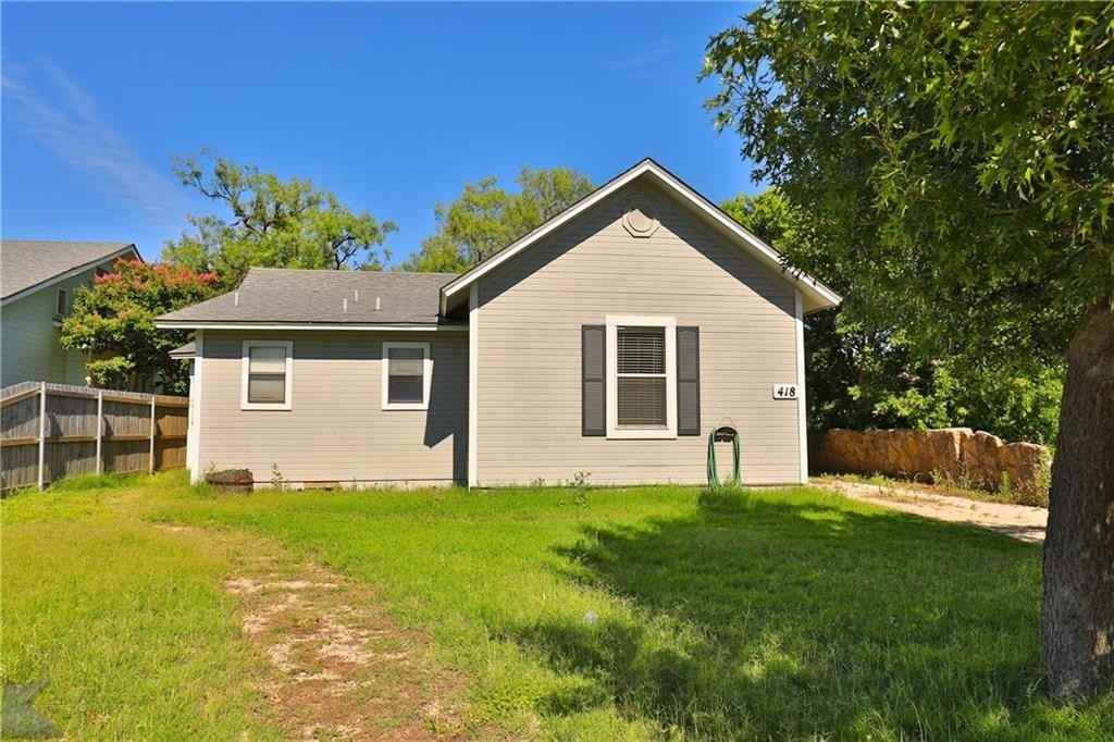 418 Elm St - Photo 5 of 26