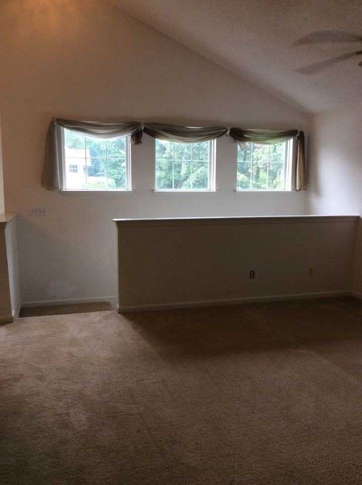 204 Bristol Cmn - Photo 4 of 19