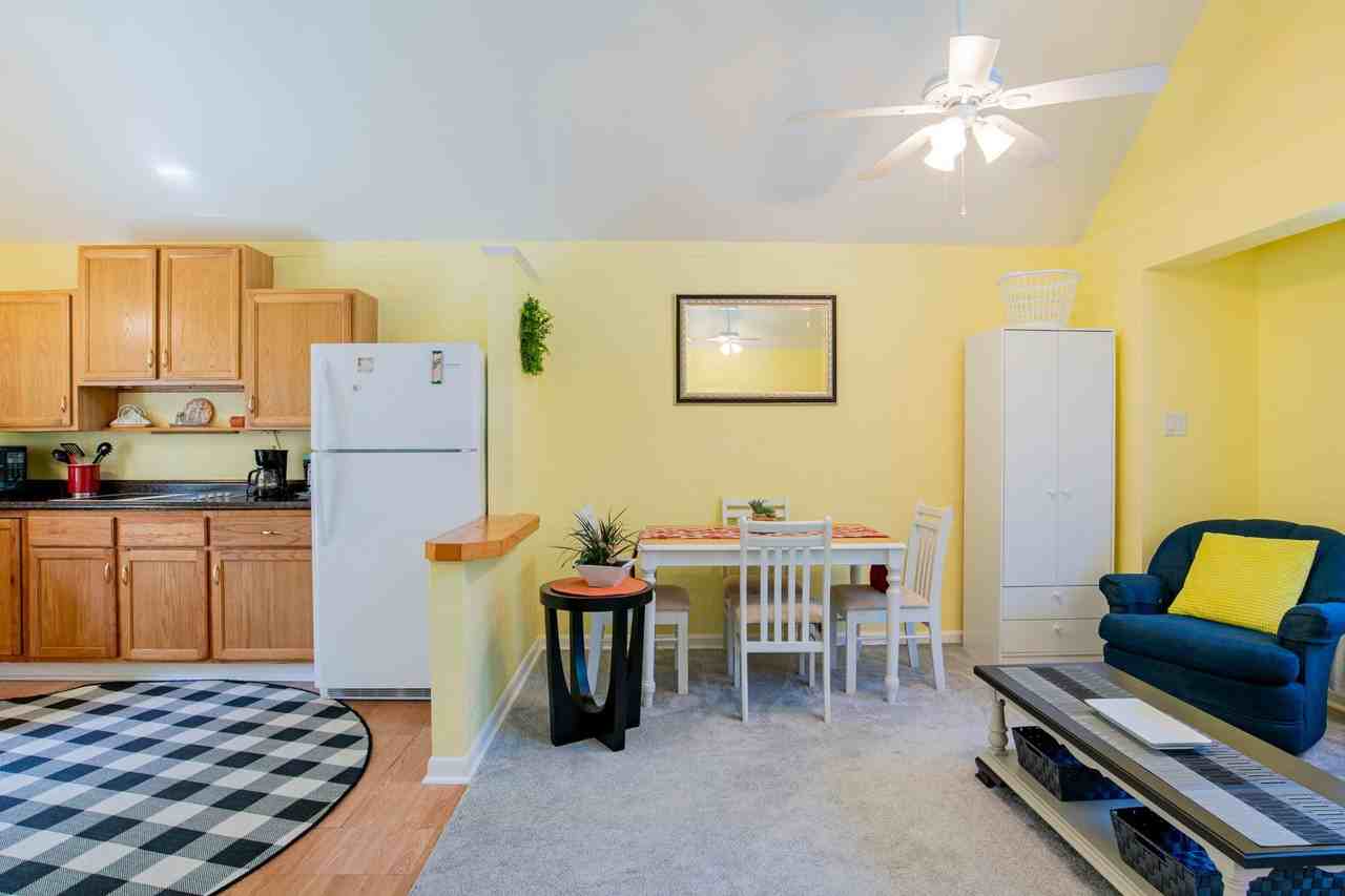 9988 Hillview Dr - Photo 7 of 14