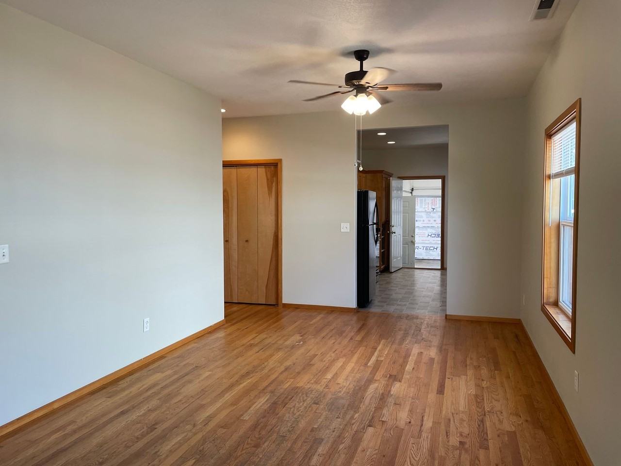 830 Isherwood Dr - Photo 4 of 21