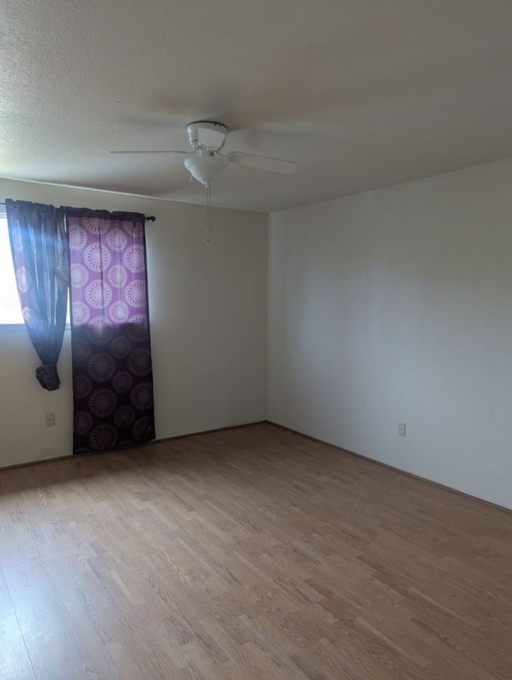 165 Loop Rd - Photo 5 of 7