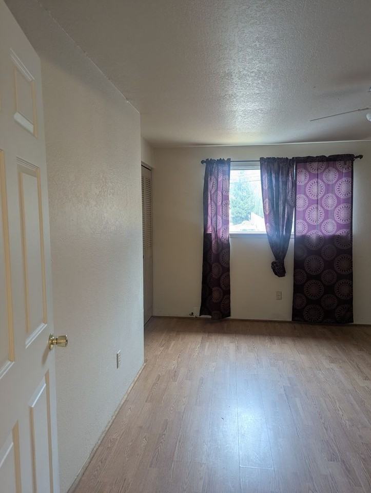 165 Loop Rd - Photo 6 of 7