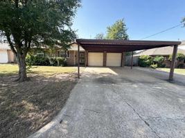 featured image of 208 Cherrywood Dr