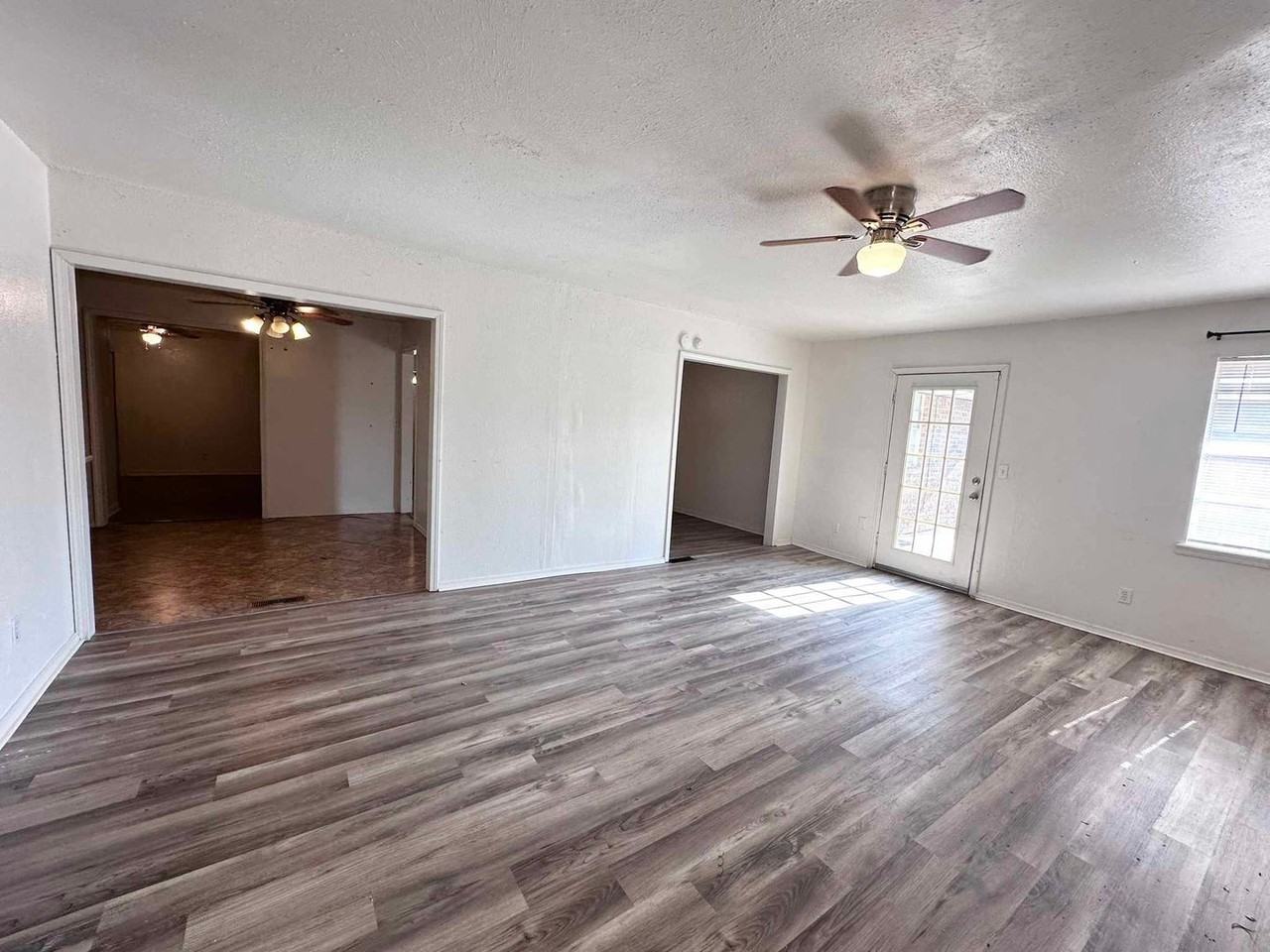 208 Cherrywood Dr - Photo 7 of 17