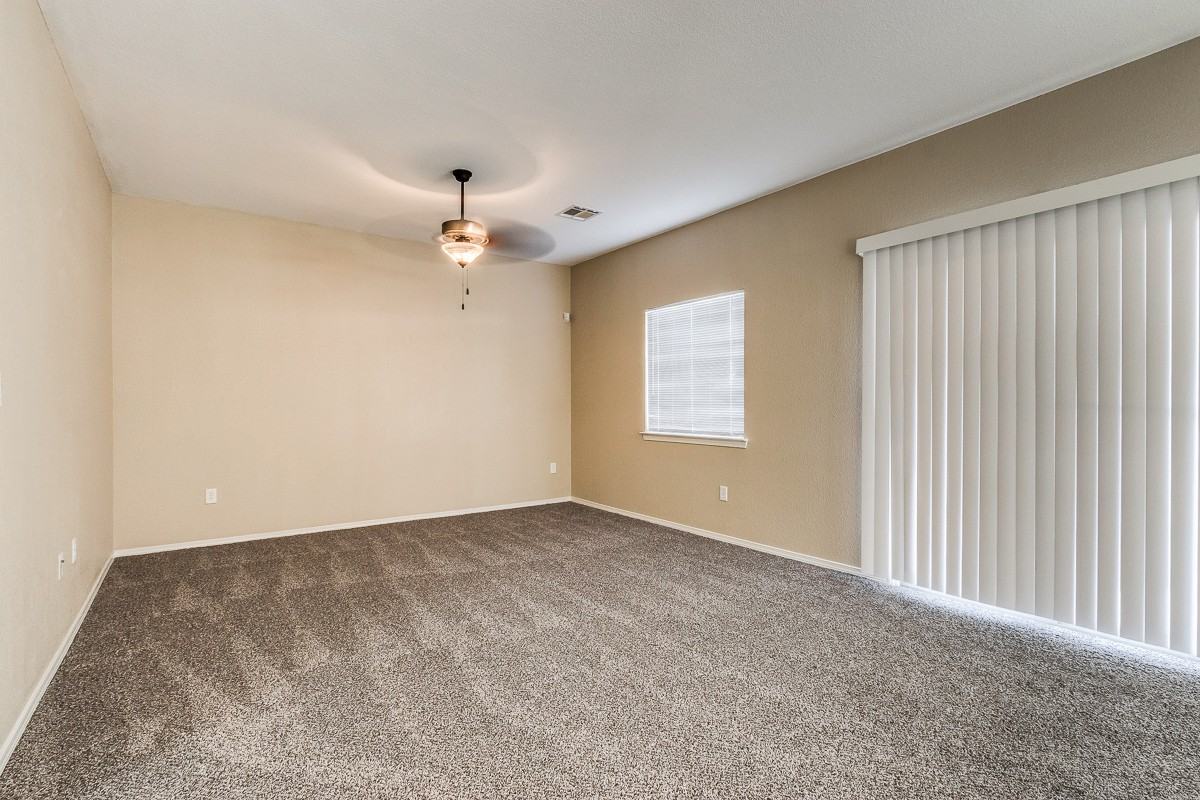 3172 Hidden Valley Dr - Photo 6 of 24