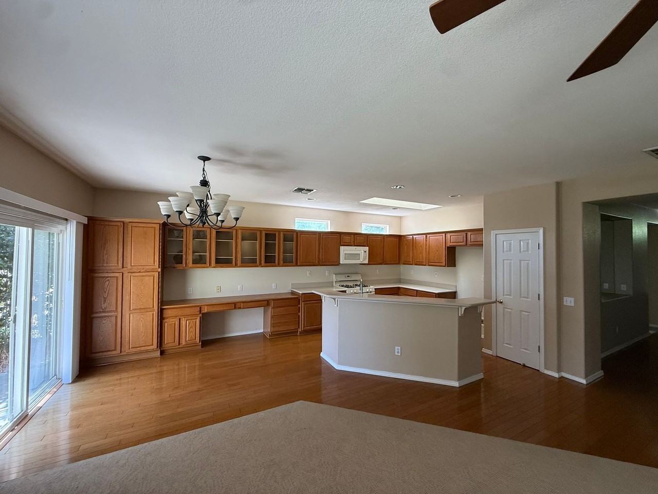 9258 Crystal Falls Way - Photo 4 of 13