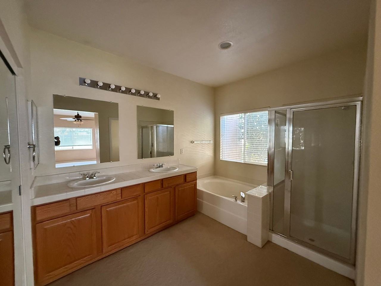9258 Crystal Falls Way - Photo 6 of 13