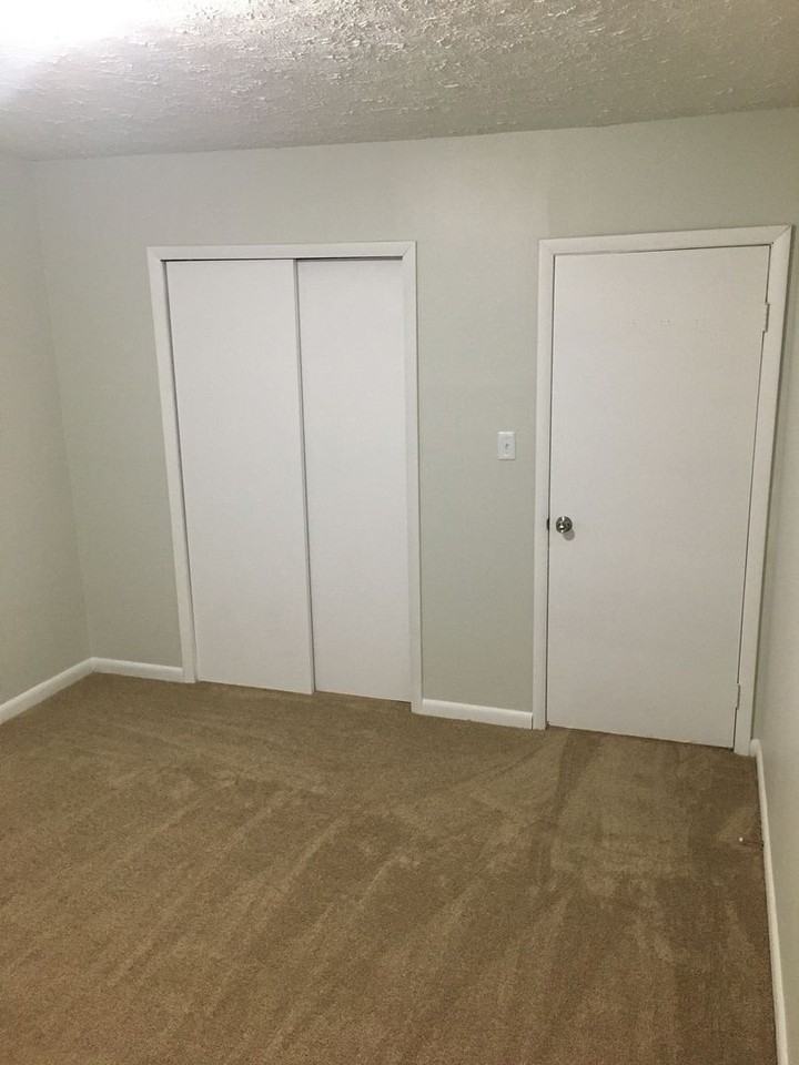 97 Main St - Photo 7 of 11