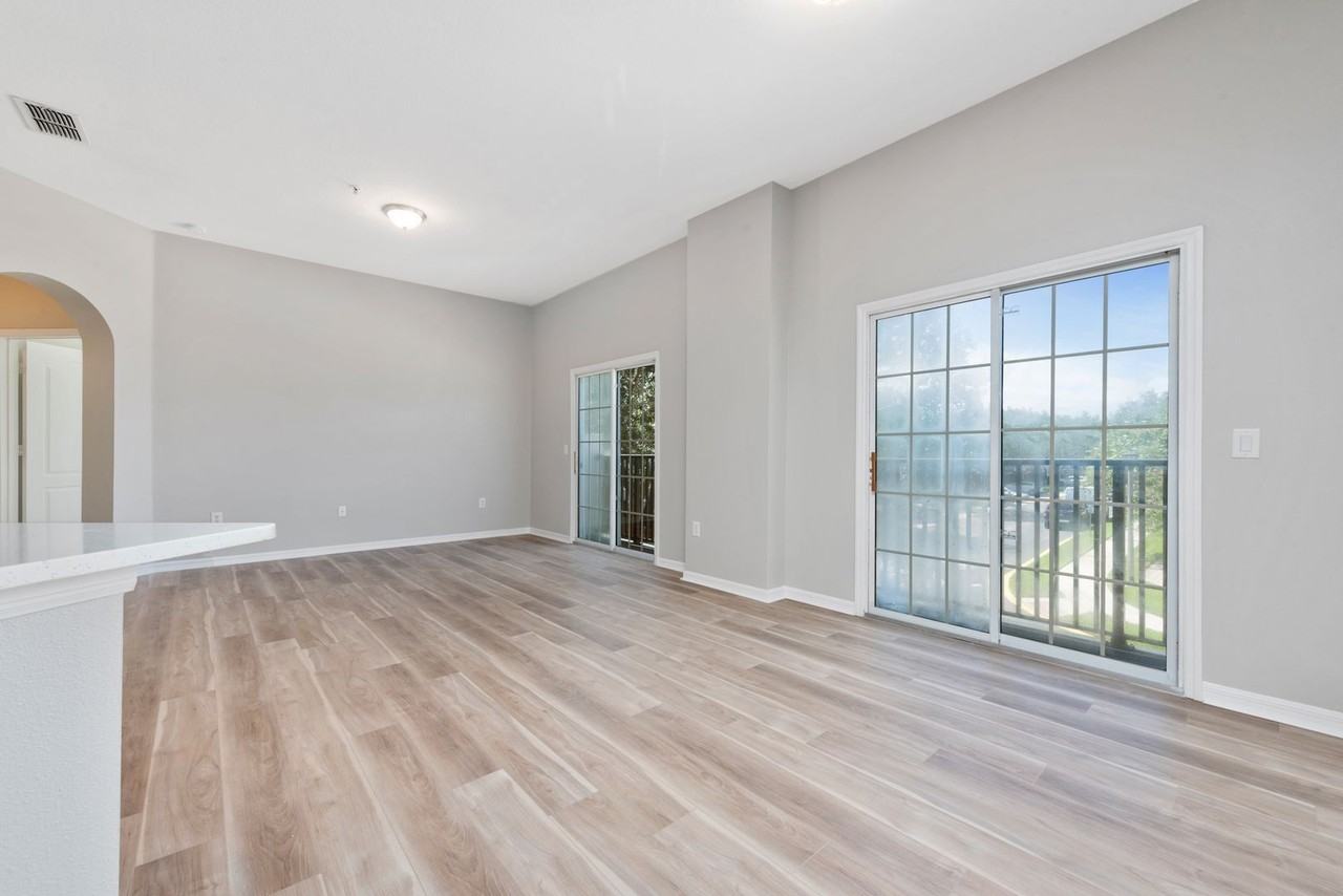 6460 S Goldenrod Rd - Photo 6 of 27