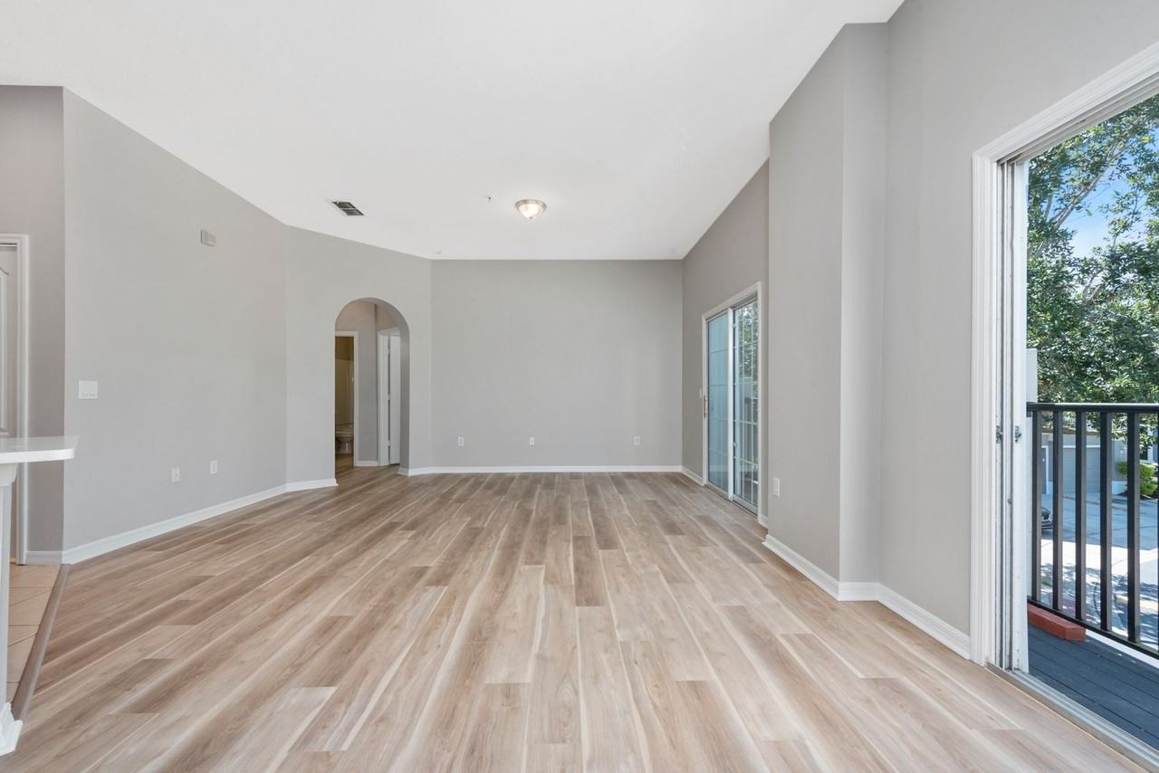 6460 S Goldenrod Rd - Photo 7 of 27