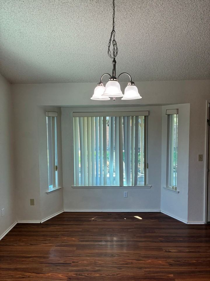733 Mike Ln - Photo 6 of 21