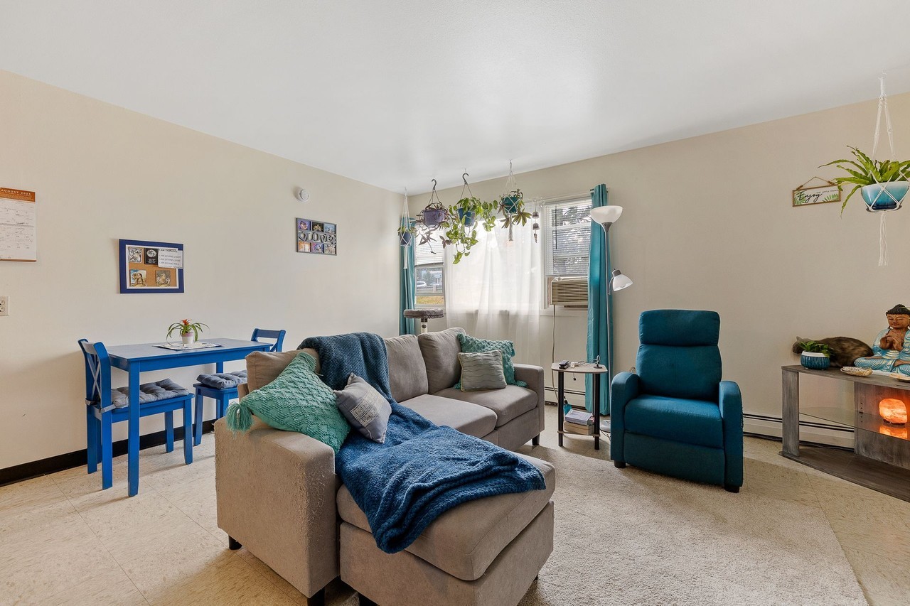 Valley Hi Apartments - Photo 4 of 18