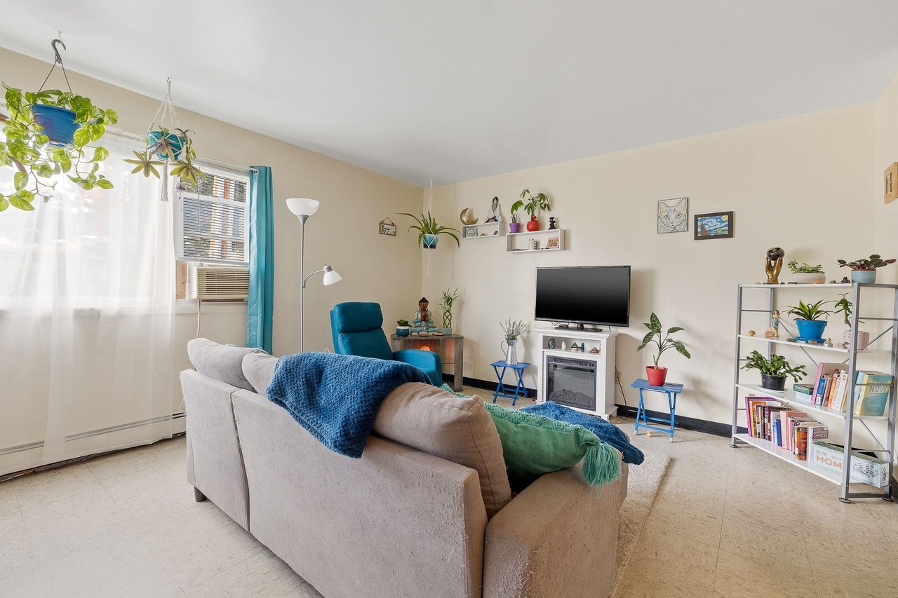 Valley Hi Apartments - Photo 5 of 18